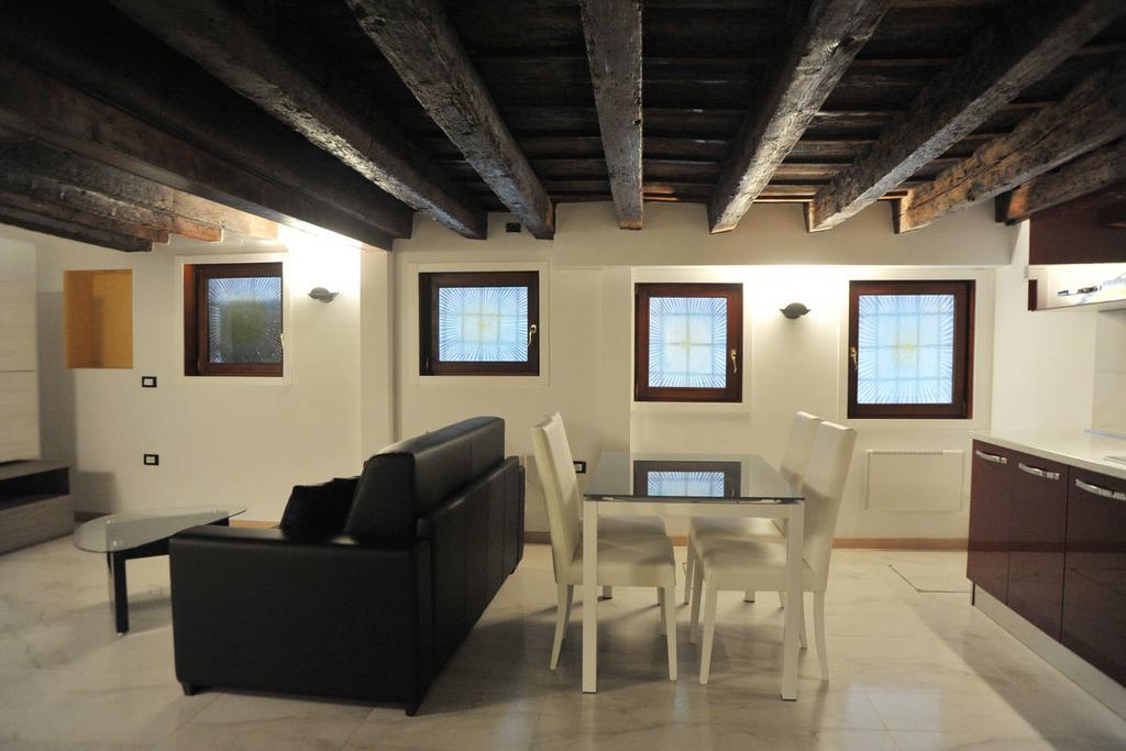 Venezia Residence Εξωτερικό φωτογραφία